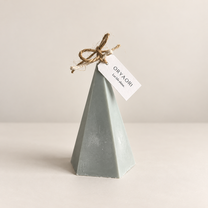 Faceted Pyramid Scented Candle – 150 g - ORYAORI